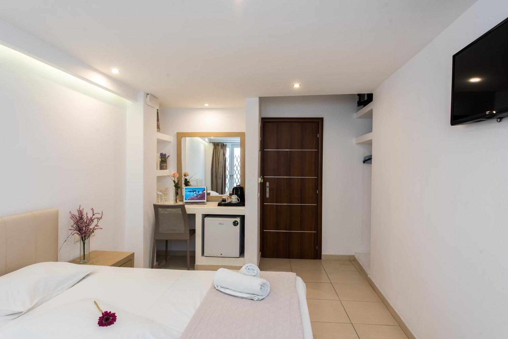 Olympia Aparthotel Mykonos Town Exterior photo