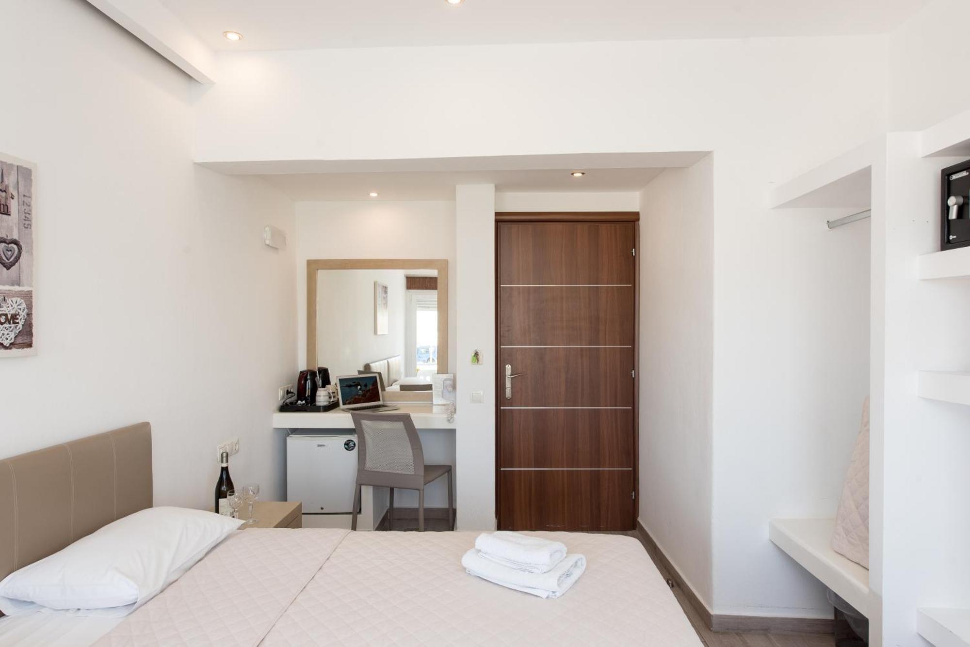Olympia Aparthotel Mykonos Town Exterior photo