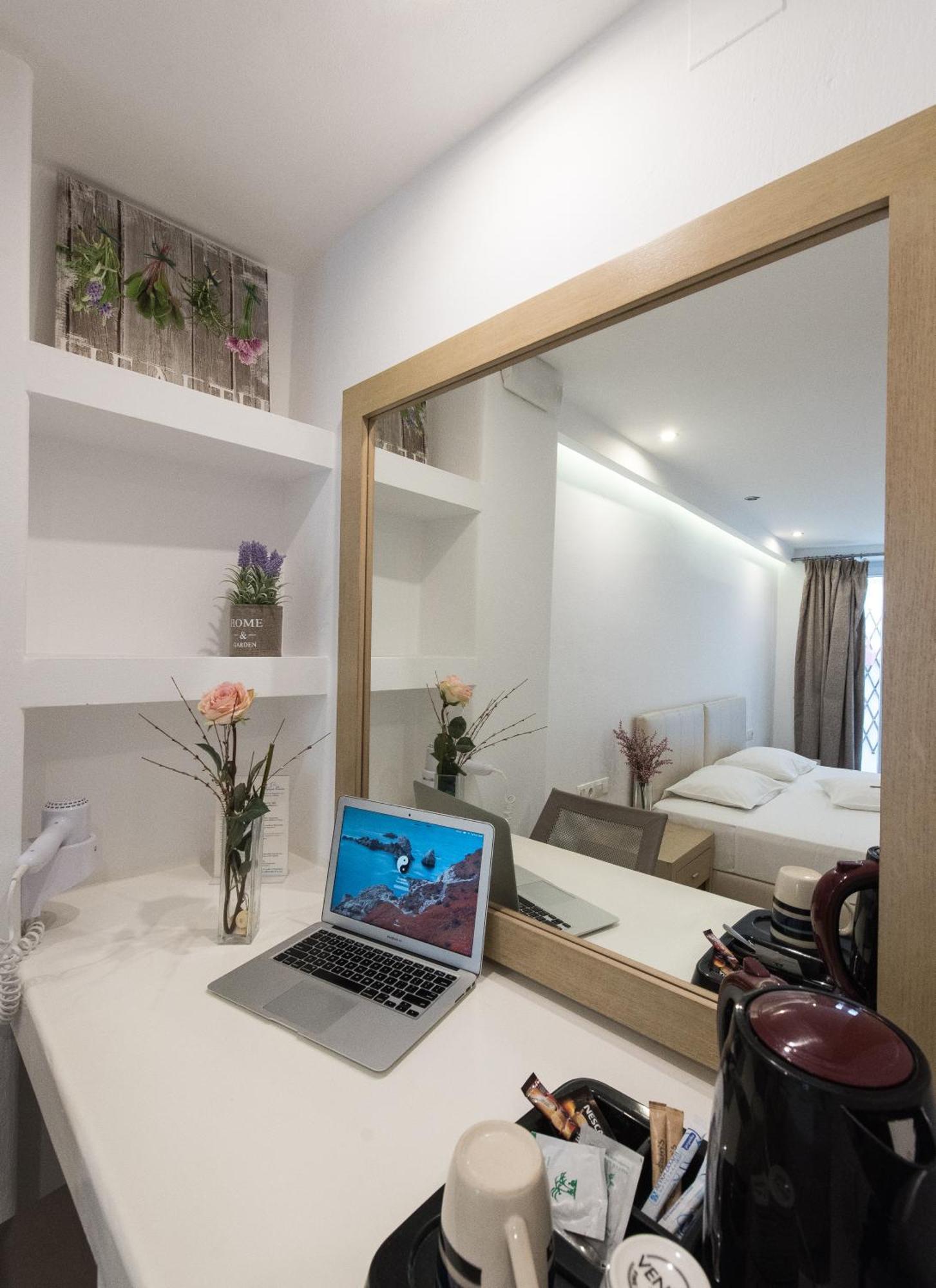 Olympia Aparthotel Mykonos Town Exterior photo